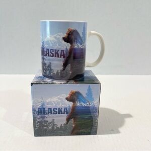 Alaska Souvenir Cup Grizzly Bear NEW!